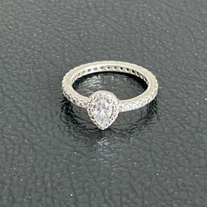 Pandora Mini Teardrop Ring